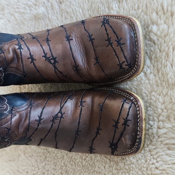 Men's *Keep Out With Longhorn Lights" Handmade Brown Leather Cowboy Boots ๐ค ๐ข๐ - Picture 4 of 17